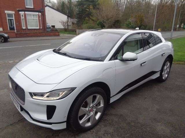 A 2019 JAGUAR I-PACE 400 90kWh SE SUV 5dr Electric Auto 4WD (400 ps) STUNNING CAR 12 MONTHS MOT A 2019 JAGUAR I-PACE 400 90kWh SE SUV 5dr Electric Auto 4WD (400 ps) STUNNING CAR 12 MONTHS MOT