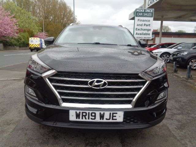 A 2019 HYUNDAI TUCSON 1.6 GDi SE Nav SUV 5dr Petrol Manual Euro 6 (s/s) (132 ps) SAT NAV REVERSE A 2019 HYUNDAI TUCSON 1.6 GDi SE Nav SUV 5dr Petrol Manual Euro 6 (s/s) (132 ps) SAT NAV REVERSE