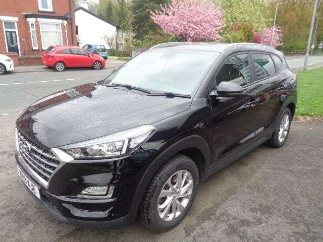 A 2019 HYUNDAI TUCSON 1.6 GDi SE Nav SUV 5dr Petrol Manual Euro 6 (s/s) (132 ps) SAT NAV REVERSE A 2019 HYUNDAI TUCSON 1.6 GDi SE Nav SUV 5dr Petrol Manual Euro 6 (s/s) (132 ps) SAT NAV REVERSE