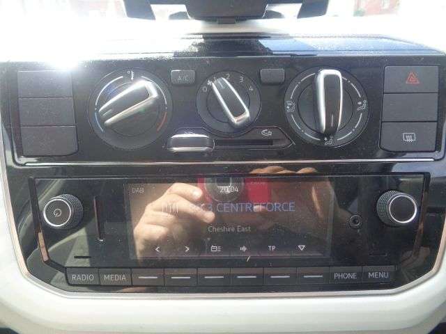 2018 VOLKSWAGEN UP! 2018 VOLKSWAGEN UP!