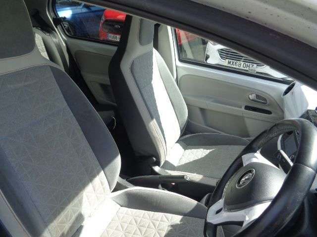 2018 VOLKSWAGEN UP! 2018 VOLKSWAGEN UP!