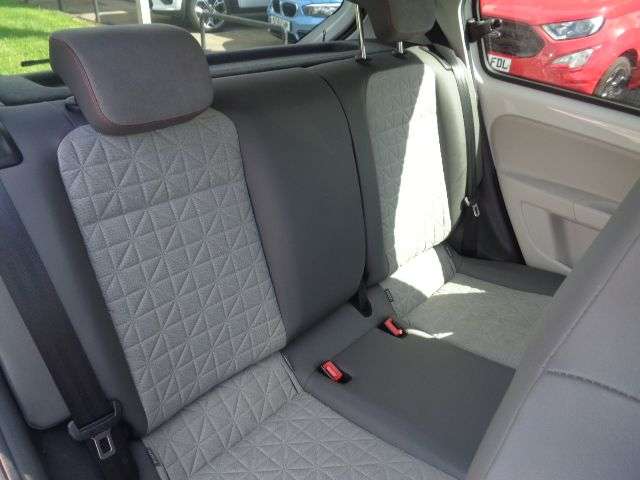 2018 VOLKSWAGEN UP! 2018 VOLKSWAGEN UP!