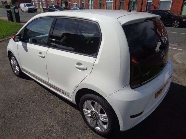 2018 VOLKSWAGEN UP! 2018 VOLKSWAGEN UP!