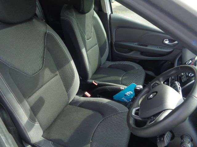 2019 RENAULT CLIO 2019 RENAULT CLIO