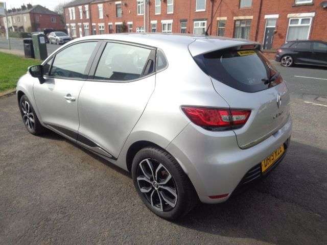 2019 RENAULT CLIO 2019 RENAULT CLIO