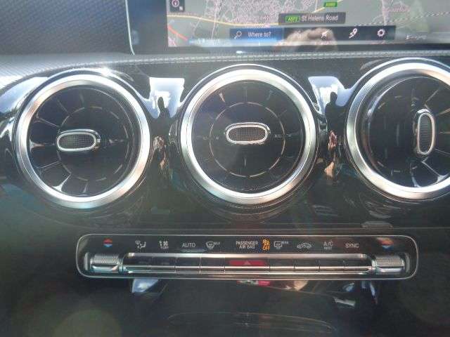 2018 MERCEDES-BENZ A-CLASS 2018 MERCEDES-BENZ A-CLASS