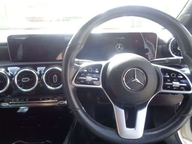 2018 MERCEDES-BENZ A-CLASS 2018 MERCEDES-BENZ A-CLASS