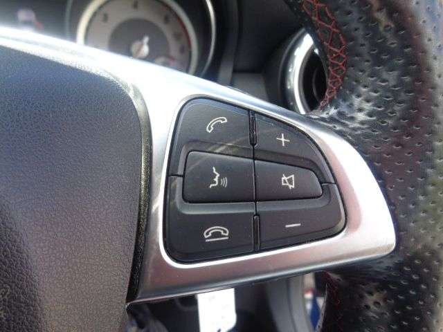 2016 MERCEDES-BENZ 180 2016 MERCEDES-BENZ 180