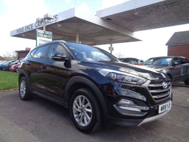 A 2018 HYUNDAI TUCSON 1.6 GDi Blue Drive SE Nav SUV 5dr Petrol Manual Euro 6 (s/s) (132 ps) LOW M A 2018 HYUNDAI TUCSON 1.6 GDi Blue Drive SE Nav SUV 5dr Petrol Manual Euro 6 (s/s) (132 ps) LOW M