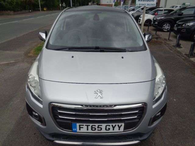 A 2015 PEUGEOT 3008 1.6 BlueHDi Allure SUV 5dr Diesel ETG Euro 6 (s/s) (120 ps) SAT NAV REV CAM A 2015 PEUGEOT 3008 1.6 BlueHDi Allure SUV 5dr Diesel ETG Euro 6 (s/s) (120 ps) SAT NAV REV CAM