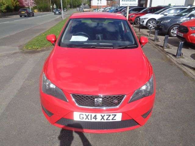 A 2014 SEAT IBIZA 1.2 TSI FR Sport Coupe 3dr Petrol Manual Euro 5 (105 ps) 9 SERVICE STAMPS 1 A 2014 SEAT IBIZA 1.2 TSI FR Sport Coupe 3dr Petrol Manual Euro 5 (105 ps) 9 SERVICE STAMPS 1