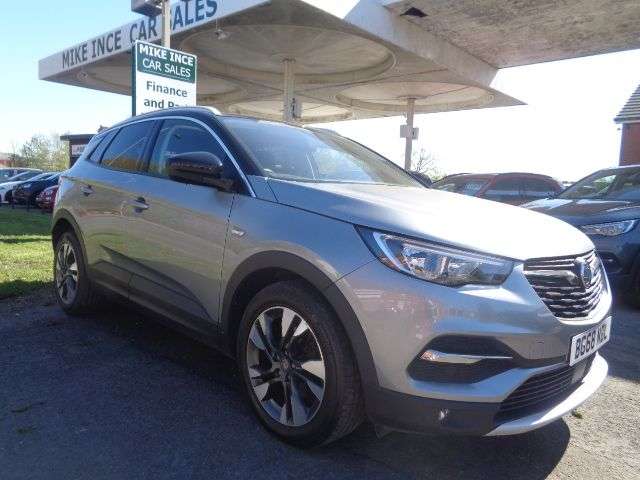 A 2018 VAUXHALL GRANDLAND X 1.2 Turbo Sport Nav SUV 5dr Petrol Manual Euro 6 (s/s) (130 ps) 5 SERVICE S A 2018 VAUXHALL GRANDLAND X 1.2 Turbo Sport Nav SUV 5dr Petrol Manual Euro 6 (s/s) (130 ps) 5 SERVICE S