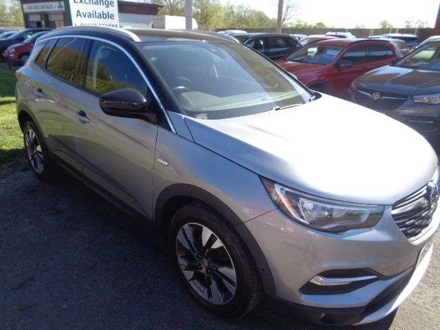 A 2018 VAUXHALL GRANDLAND X 1.2 Turbo Sport Nav SUV 5dr Petrol Manual Euro 6 (s/s) (130 ps) 5 SERVICE S A 2018 VAUXHALL GRANDLAND X 1.2 Turbo Sport Nav SUV 5dr Petrol Manual Euro 6 (s/s) (130 ps) 5 SERVICE S
