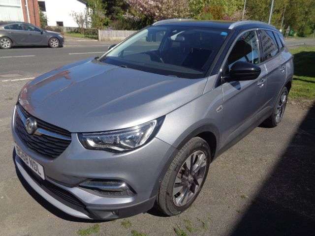 A 2018 VAUXHALL GRANDLAND X 1.2 Turbo Sport Nav SUV 5dr Petrol Manual Euro 6 (s/s) (130 ps) 5 SERVICE S A 2018 VAUXHALL GRANDLAND X 1.2 Turbo Sport Nav SUV 5dr Petrol Manual Euro 6 (s/s) (130 ps) 5 SERVICE S