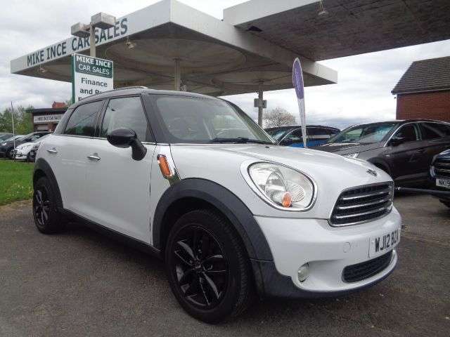 A 2012 MINI COUNTRYMAN 1.6 Cooper SUV 5dr Petrol Manual Euro 5 (s/s) (122 ps) EXCELLENT CONDITION A 2012 MINI COUNTRYMAN 1.6 Cooper SUV 5dr Petrol Manual Euro 5 (s/s) (122 ps) EXCELLENT CONDITION