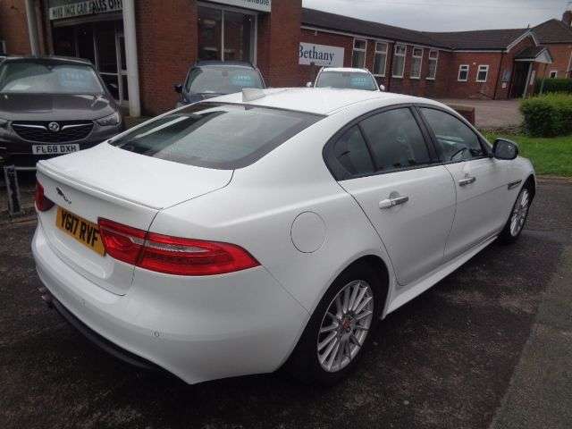 2017 JAGUAR XE 2017 JAGUAR XE