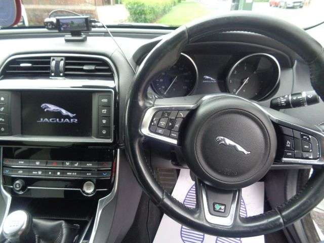 2017 JAGUAR XE 2017 JAGUAR XE