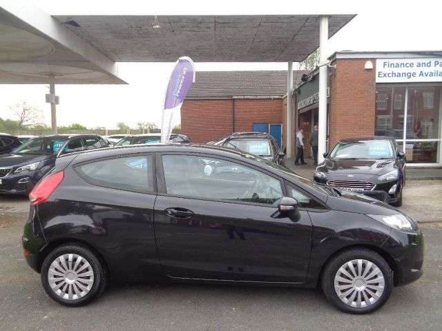 2010 FORD FIESTA 2010 FORD FIESTA