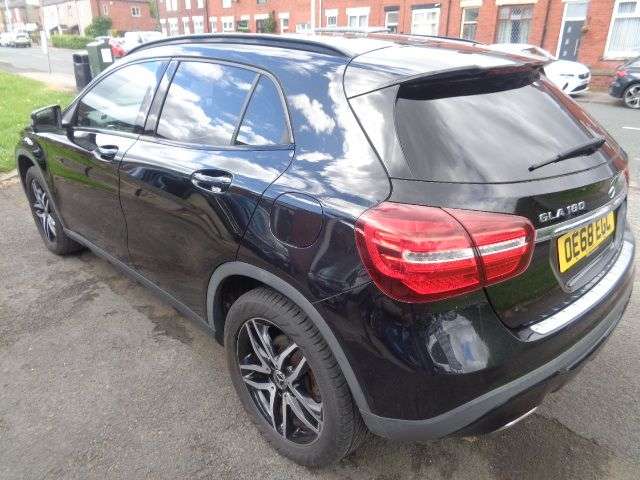 2019 MERCEDES-BENZ 180 2019 MERCEDES-BENZ 180