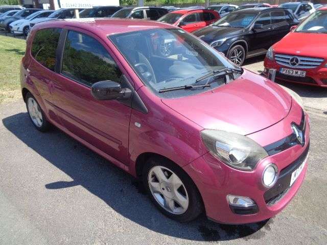 A 2014 RENAULT TWINGO 1.2 16V Dynamique Hatchback 3dr Petrol Manual Euro 5 (75 ps) SERVICE HISTOR A 2014 RENAULT TWINGO 1.2 16V Dynamique Hatchback 3dr Petrol Manual Euro 5 (75 ps) SERVICE HISTOR