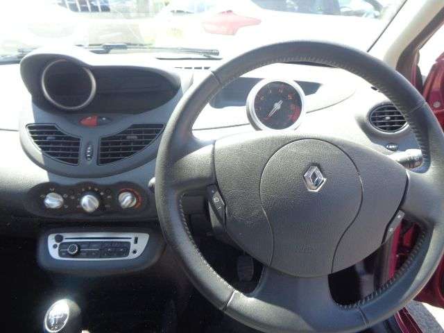 2014 RENAULT TWINGO 2014 RENAULT TWINGO