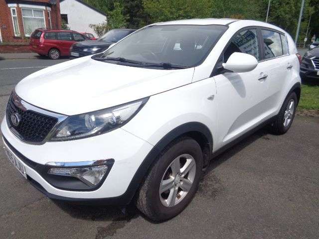 A 2016 KIA SPORTAGE 1.6 GDi EcoDynamics 1 SUV 5dr Petrol Manual 2WD Euro 6 (s/s) (133 bhp) STUN A 2016 KIA SPORTAGE 1.6 GDi EcoDynamics 1 SUV 5dr Petrol Manual 2WD Euro 6 (s/s) (133 bhp) STUN