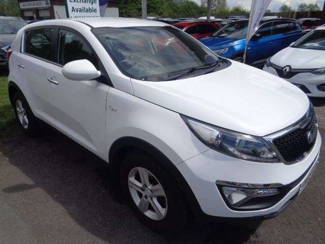A 2016 KIA SPORTAGE 1.6 GDi EcoDynamics 1 SUV 5dr Petrol Manual 2WD Euro 6 (s/s) (133 bhp) STUN A 2016 KIA SPORTAGE 1.6 GDi EcoDynamics 1 SUV 5dr Petrol Manual 2WD Euro 6 (s/s) (133 bhp) STUN