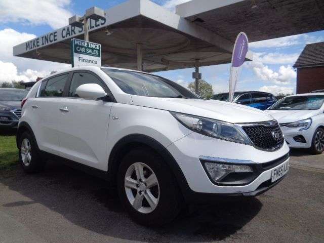 A 2016 KIA SPORTAGE 1.6 GDi EcoDynamics 1 SUV 5dr Petrol Manual 2WD Euro 6 (s/s) (133 bhp) STUN A 2016 KIA SPORTAGE 1.6 GDi EcoDynamics 1 SUV 5dr Petrol Manual 2WD Euro 6 (s/s) (133 bhp) STUN