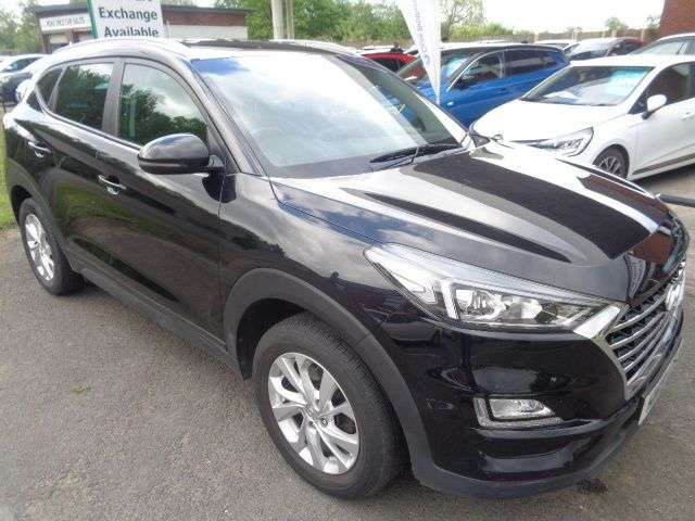 A 2019 HYUNDAI TUCSON 1.6 GDi SE Nav SUV 5dr Petrol Manual Euro 6 (s/s) (132 ps) APPLE CAR PLAY 6 A 2019 HYUNDAI TUCSON 1.6 GDi SE Nav SUV 5dr Petrol Manual Euro 6 (s/s) (132 ps) APPLE CAR PLAY 6