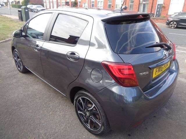 2016 TOYOTA YARIS 2016 TOYOTA YARIS