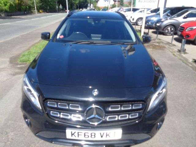 A 2019 MERCEDES-BENZ GLA 1.6 GLA180 Urban Edition SUV 5dr Petrol Manual Euro 6 (s/s) (122 ps) 5 SERV A 2019 MERCEDES-BENZ GLA 1.6 GLA180 Urban Edition SUV 5dr Petrol Manual Euro 6 (s/s) (122 ps) 5 SERV