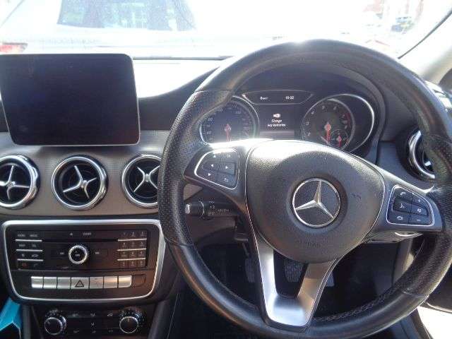 2019 MERCEDES-BENZ 180 2019 MERCEDES-BENZ 180