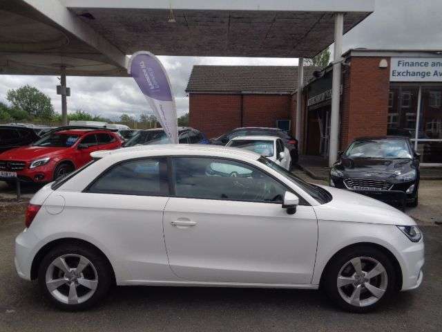 2015 AUDI A1 2015 AUDI A1
