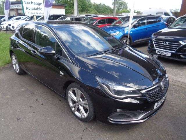 A 2018 VAUXHALL ASTRA 1.4i Turbo SRi VX Line Nav Hatchback 5dr Petrol Manual Euro 6 (150 ps) 6 SE A 2018 VAUXHALL ASTRA 1.4i Turbo SRi VX Line Nav Hatchback 5dr Petrol Manual Euro 6 (150 ps) 6 SE