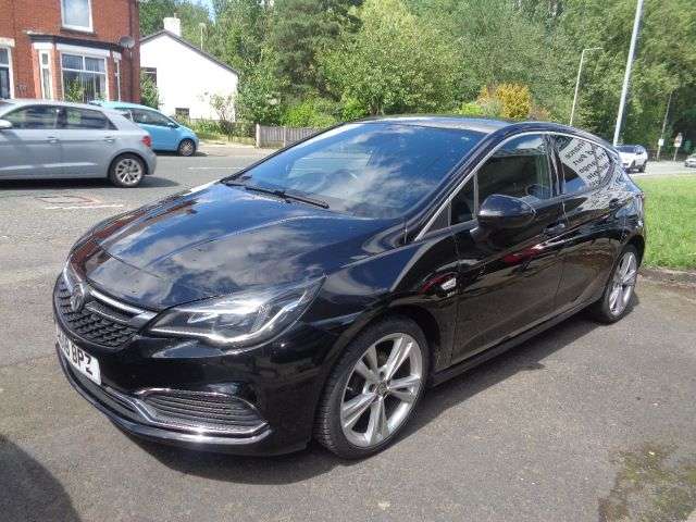 A 2018 VAUXHALL ASTRA 1.4i Turbo SRi VX Line Nav Hatchback 5dr Petrol Manual Euro 6 (150 ps) 6 SE A 2018 VAUXHALL ASTRA 1.4i Turbo SRi VX Line Nav Hatchback 5dr Petrol Manual Euro 6 (150 ps) 6 SE