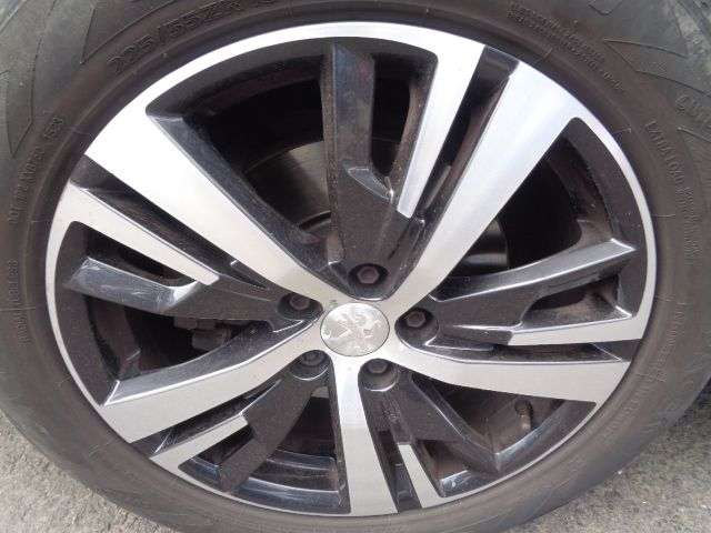 2017 PEUGEOT 3008 2017 PEUGEOT 3008