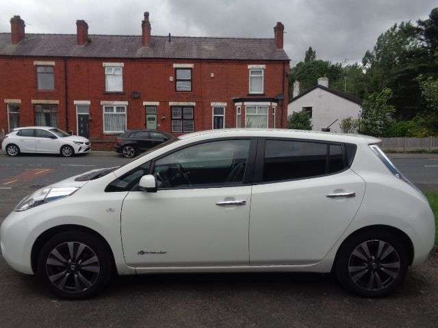 2015 NISSAN LEAF 2015 NISSAN LEAF