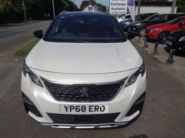 A 2018 PEUGEOT 3008 1.2 PureTech GT Line SUV 5dr Petrol Manual Euro 6 (s/s) (130 ps) 8 SERVICE A 2018 PEUGEOT 3008 1.2 PureTech GT Line SUV 5dr Petrol Manual Euro 6 (s/s) (130 ps) 8 SERVICE