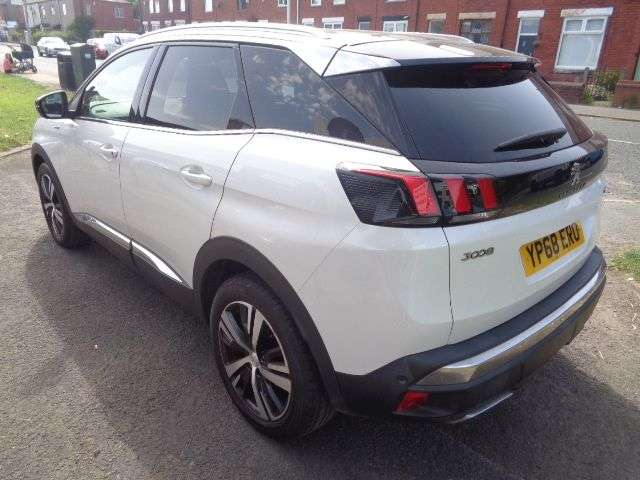 2018 PEUGEOT 3008 2018 PEUGEOT 3008