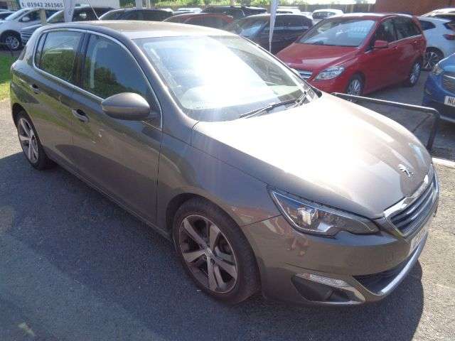 A 2015 PEUGEOT 308 1.2 PureTech Allure Hatchback 5dr Petrol Manual Euro 6 (s/s) (130 ps) SAT N A 2015 PEUGEOT 308 1.2 PureTech Allure Hatchback 5dr Petrol Manual Euro 6 (s/s) (130 ps) SAT N