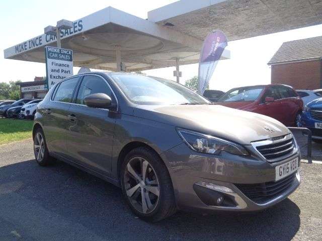 A 2015 PEUGEOT 308 1.2 PureTech Allure Hatchback 5dr Petrol Manual Euro 6 (s/s) (130 ps) SAT N A 2015 PEUGEOT 308 1.2 PureTech Allure Hatchback 5dr Petrol Manual Euro 6 (s/s) (130 ps) SAT N