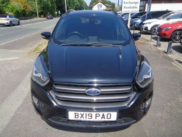 A 2019 FORD KUGA 1.5T EcoBoost GPF ST-Line SUV 5dr Petrol Manual Euro 6 (s/s) (150 ps) STUNN A 2019 FORD KUGA 1.5T EcoBoost GPF ST-Line SUV 5dr Petrol Manual Euro 6 (s/s) (150 ps) STUNN