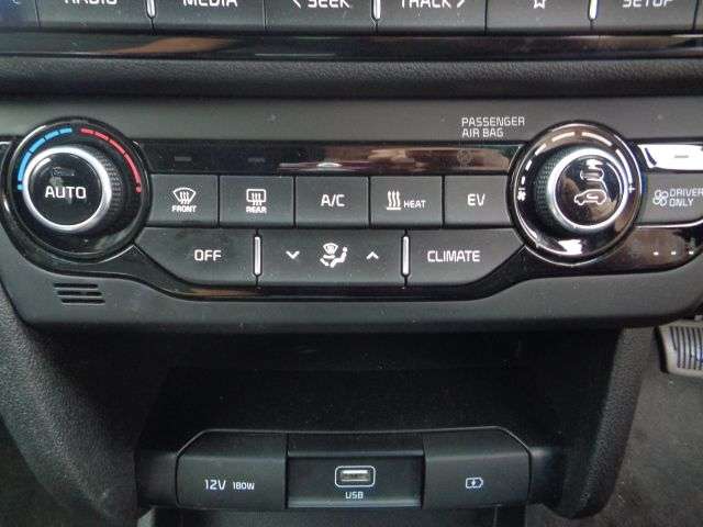 2021 KIA NIRO 2021 KIA NIRO