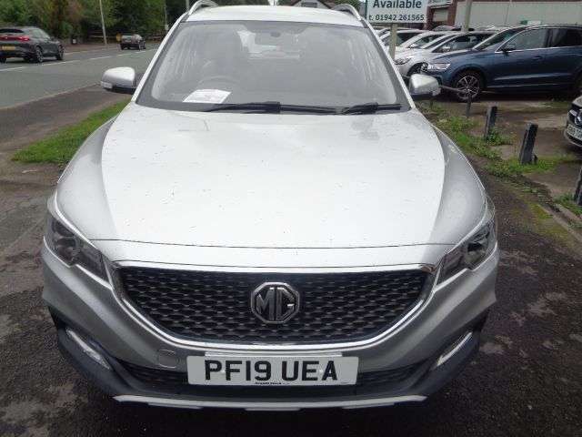 A 2019 MG MG ZS 1.5 VTi-TECH Exclusive SUV 5dr Petrol Manual Euro 6 (s/s) (106 ps) STUNNING A 2019 MG MG ZS 1.5 VTi-TECH Exclusive SUV 5dr Petrol Manual Euro 6 (s/s) (106 ps) STUNNING