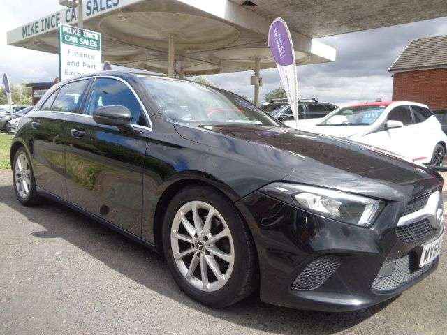 A 2018 MERCEDES-BENZ A CLASS 1.3 A180 Sport Hatchback 5dr Petrol Manual Euro 6 (s/s) (136 ps) STUNNING C A 2018 MERCEDES-BENZ A CLASS 1.3 A180 Sport Hatchback 5dr Petrol Manual Euro 6 (s/s) (136 ps) STUNNING C