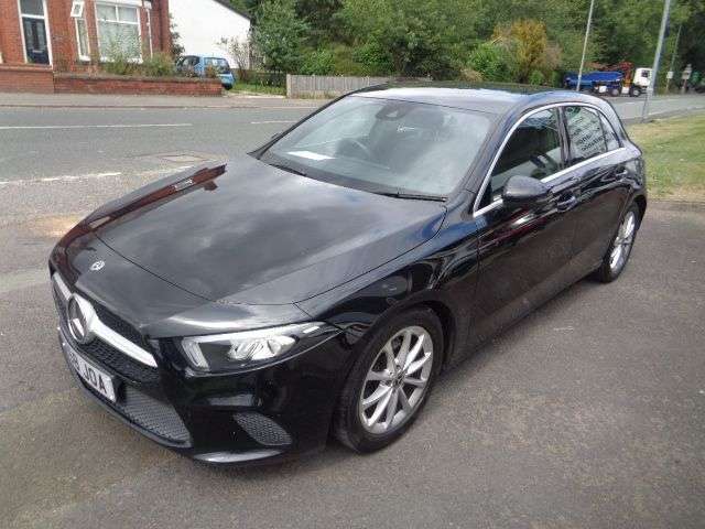 A 2018 MERCEDES-BENZ A CLASS 1.3 A180 Sport Hatchback 5dr Petrol Manual Euro 6 (s/s) (136 ps) STUNNING C A 2018 MERCEDES-BENZ A CLASS 1.3 A180 Sport Hatchback 5dr Petrol Manual Euro 6 (s/s) (136 ps) STUNNING C