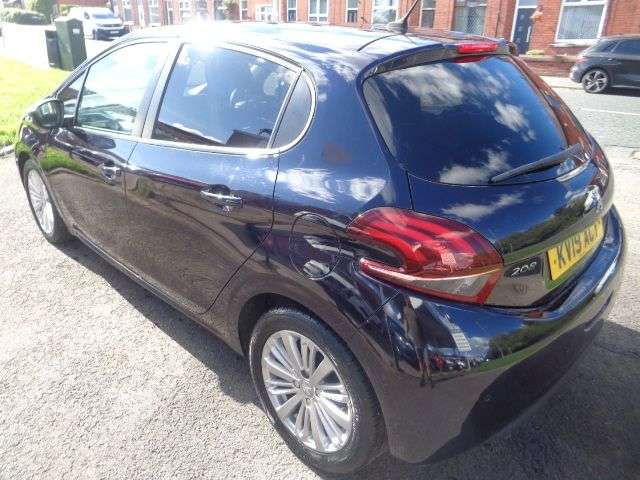 2019 PEUGEOT 208 2019 PEUGEOT 208