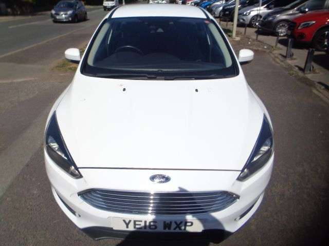 A 2016 FORD FOCUS 1.0T EcoBoost Titanium Hatchback 5dr Petrol Manual Euro 6 (s/s) (125 ps) SA A 2016 FORD FOCUS 1.0T EcoBoost Titanium Hatchback 5dr Petrol Manual Euro 6 (s/s) (125 ps) SA