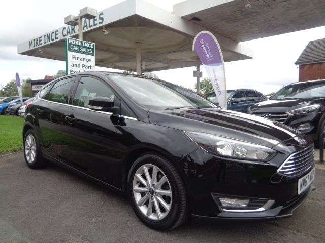A 2018 FORD FOCUS 1.0T EcoBoost Titanium Hatchback 5dr Petrol Manual Euro 6 (s/s) (100 ps) A 2018 FORD FOCUS 1.0T EcoBoost Titanium Hatchback 5dr Petrol Manual Euro 6 (s/s) (100 ps)