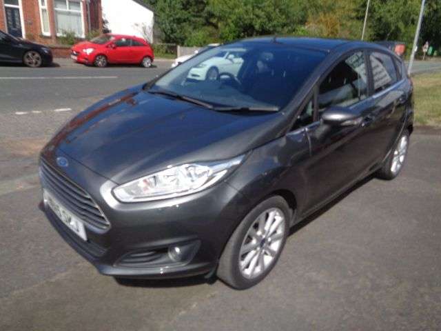 A 2015 FORD FIESTA 1.0T EcoBoost Titanium Hatchback 5dr Petrol Manual Euro 6 (s/s) (100 ps) 5 A 2015 FORD FIESTA 1.0T EcoBoost Titanium Hatchback 5dr Petrol Manual Euro 6 (s/s) (100 ps) 5